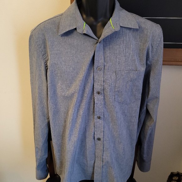 BNWT- Tom Baine untucked collection- Shirt with collar Collar - Picture 1 of 6